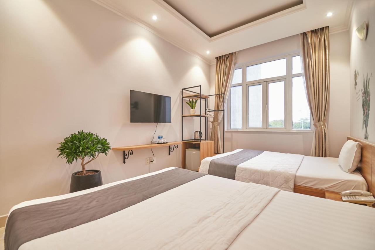บิน บิน โฮเต็ล 2 - ใกล้ฮิมลาม D7 Hotel โฮจิมินห์ซิตี้ ภายนอก รูปภาพ