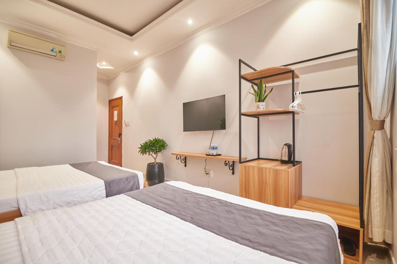 บิน บิน โฮเต็ล 2 - ใกล้ฮิมลาม D7 Hotel โฮจิมินห์ซิตี้ ภายนอก รูปภาพ