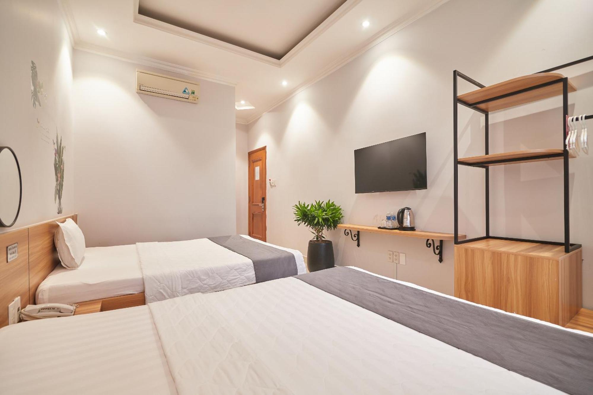 บิน บิน โฮเต็ล 2 - ใกล้ฮิมลาม D7 Hotel โฮจิมินห์ซิตี้ ภายนอก รูปภาพ